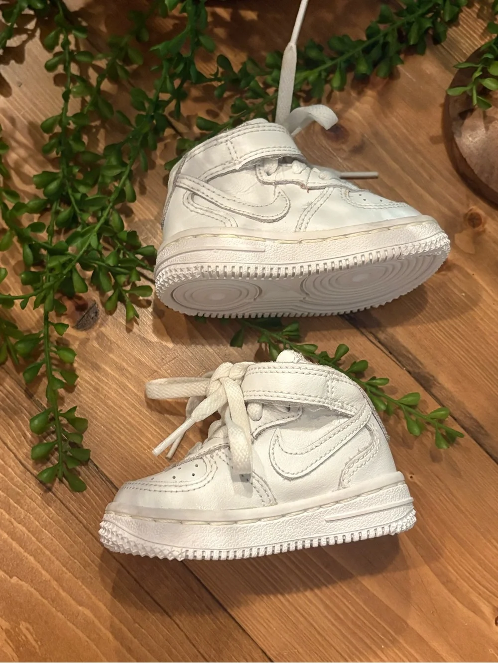 Nike Air Force 1 Mid baby shoes